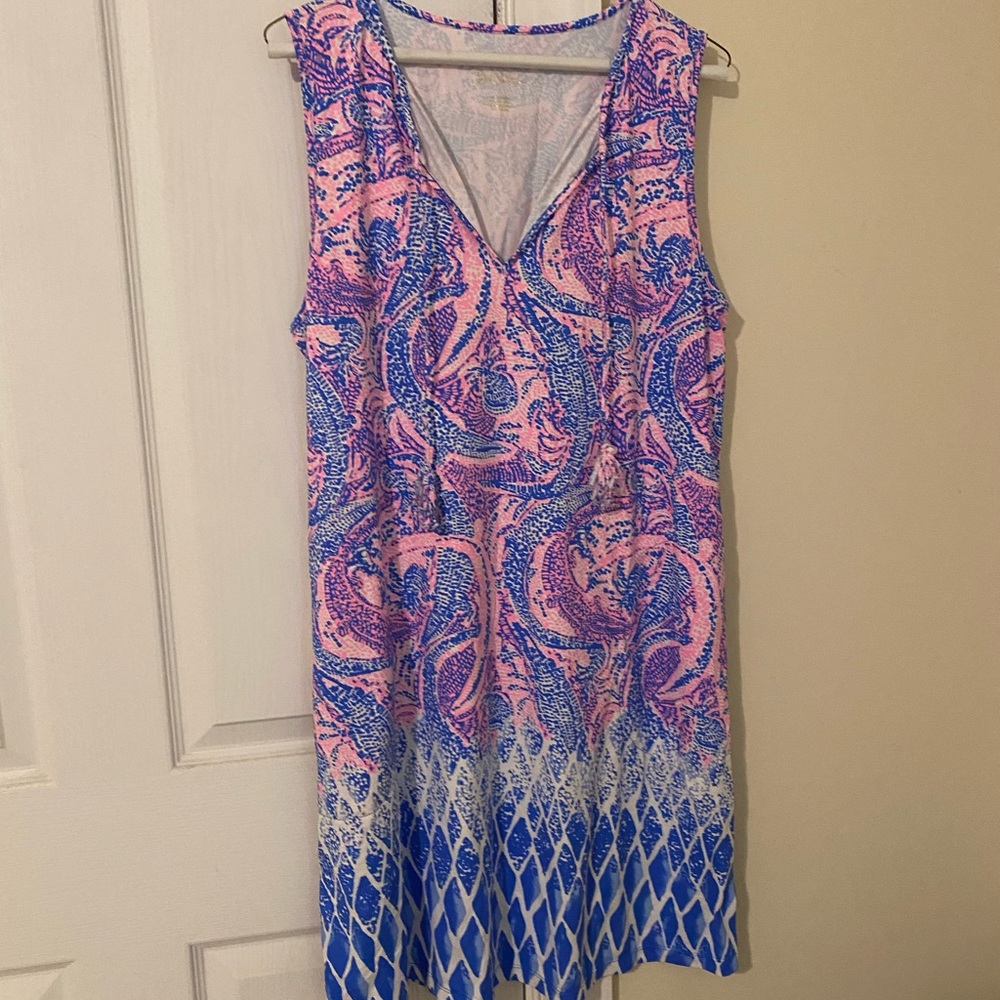 Lilly Johana Cover up